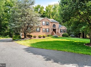 36 Arnold Ln, Robbinsville, NJ 08691