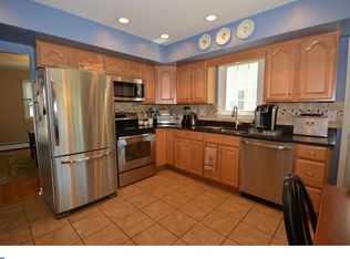 136 Bellevue Ave, Springfield, PA 19064