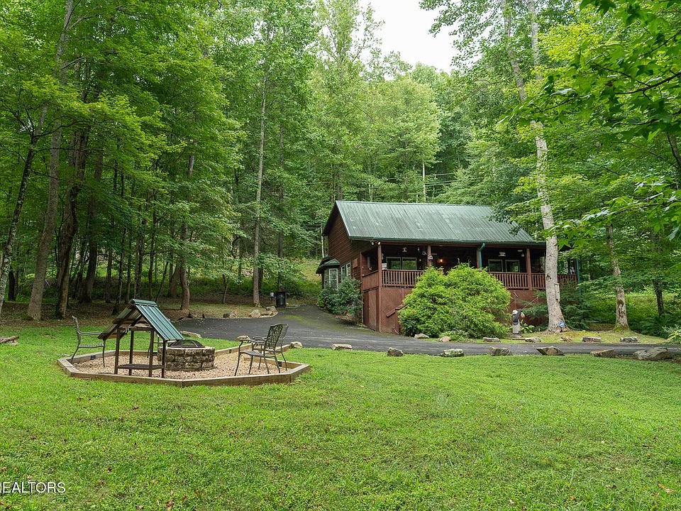 1st image of 3905 Fern Brook Way