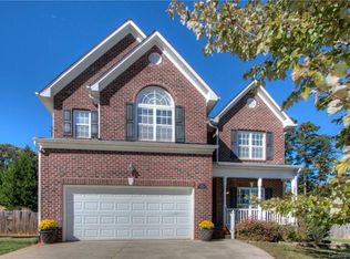 425 Deerfield Dr, Mount Holly, NC 28120