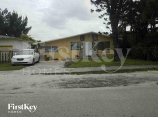 1326 NW 72nd St, Miami, FL 33147