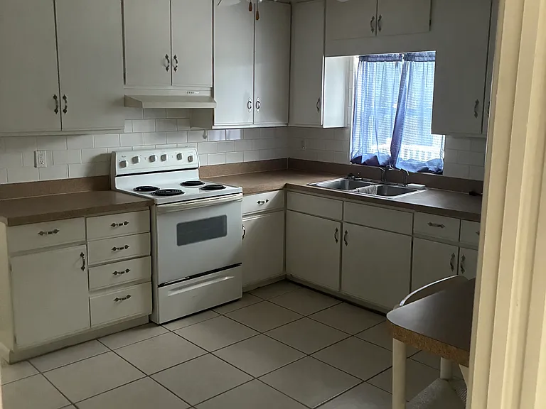 628 Patlin Ave — Photo 9