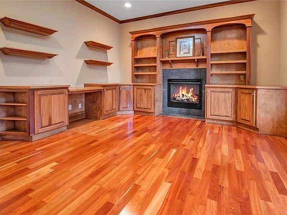 2nd image of 4989 Rockhaven Dr