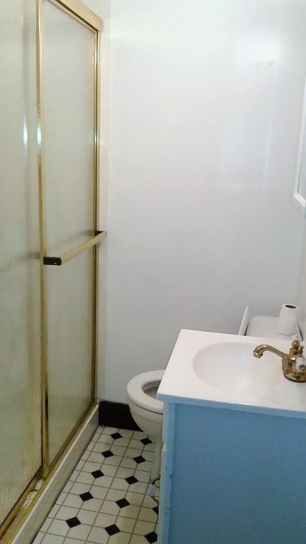 452 East Girard Ave — Photo 3