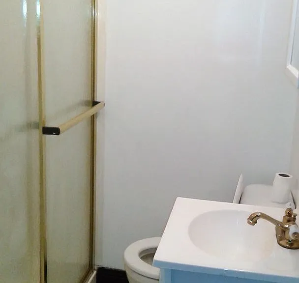 Spacious bedroom in a great area in fishtown. — Photo 4