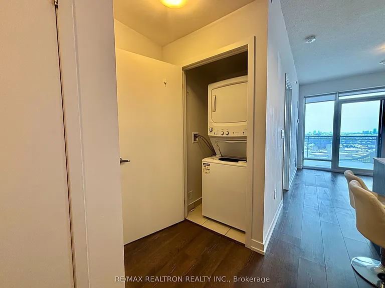 2520 Eglinton Ave W #1216 — Photo 9