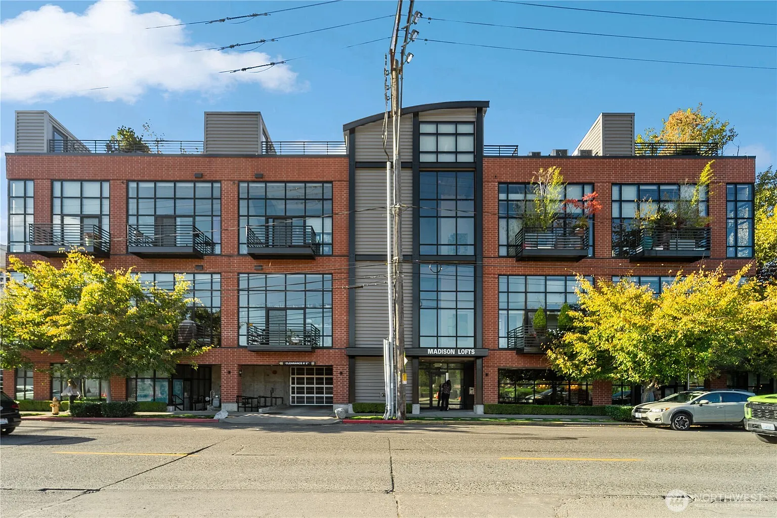 2914 E Madison Street #209 photo 1