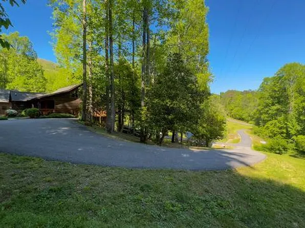 53 Ellee Ln, Blairsville, GA 30512