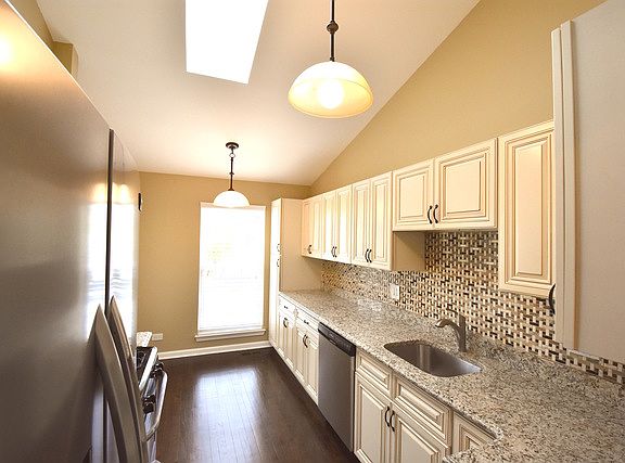 5th image of 2639 S Cedar Glen Dr #A