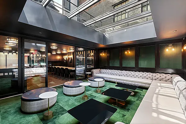 Rented by Mossanen Group | media 15