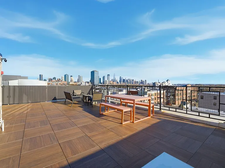 327 Communipaw Ave #403 — Photo 19