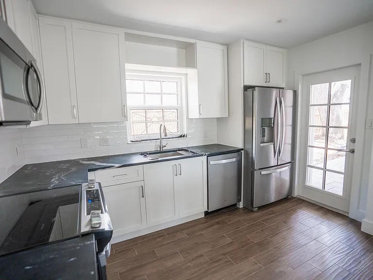4819 W San Miguel St — Photo 27