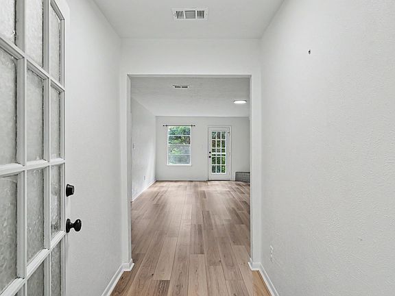 3rd image of 1409 S 3rd St