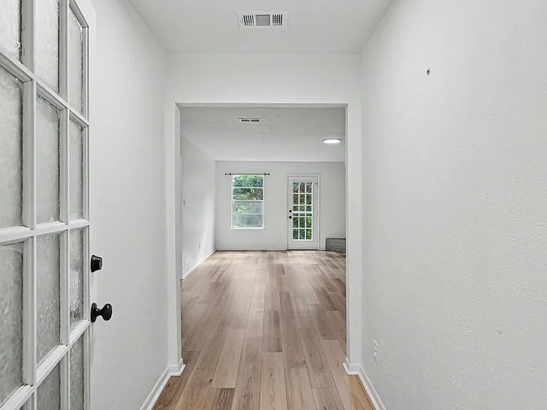 1409 S 3rd St — Photo 3