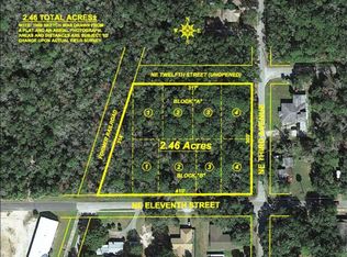 211 NE 10th St, Crystal River, FL 34428