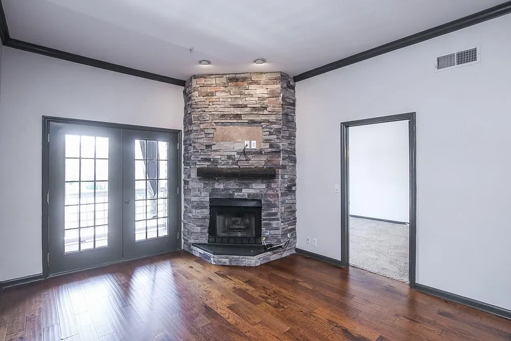 2 bed, 1138 sqft, $1,850 — Photo 4