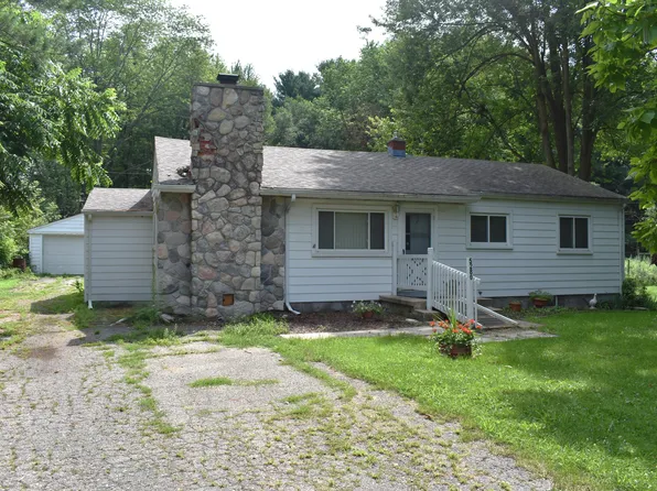 5280 Sutton Rd, Ann Arbor, MI 48105