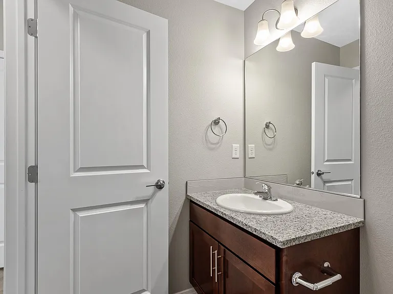 8338 N Seminole Ct — Photo 14