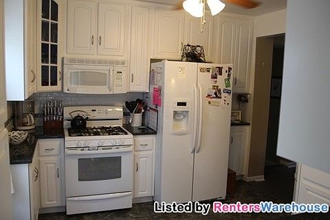 5th image of 1842 McKinley St NE