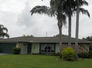 400 Maple Ln, Sebring, FL 33876