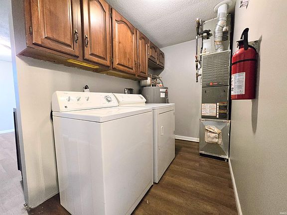 4th image of 1921 Lathrop Dr