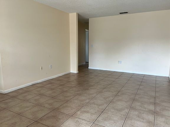 2nd image of 1003 Buccaneer Dr