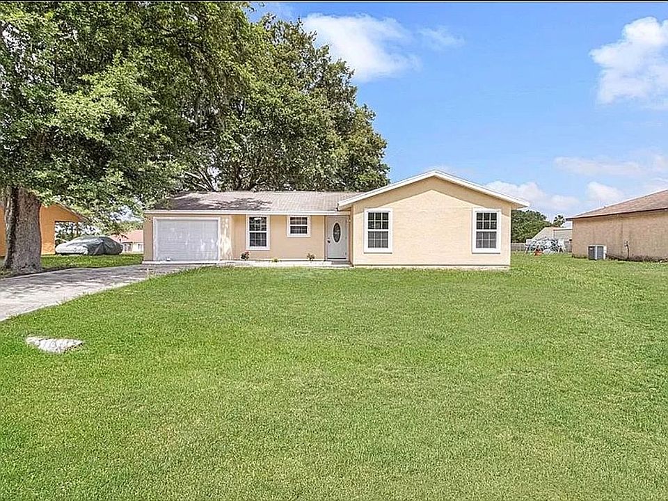 1st image of 11 Hickory Track Way