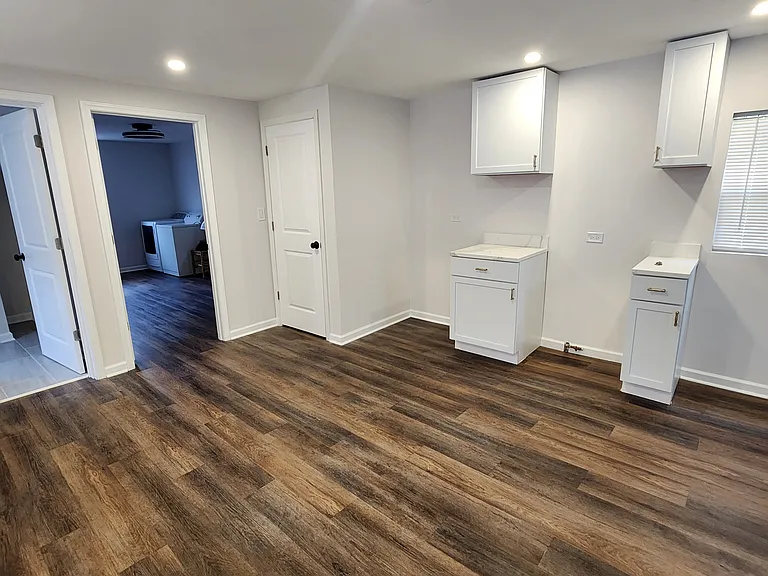 2143 N Mobile Ave — Photo 8