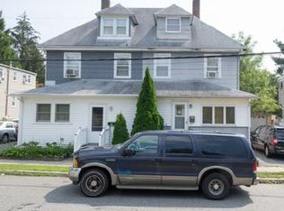 43 Walnut St, Pompton Lakes, NJ 07442