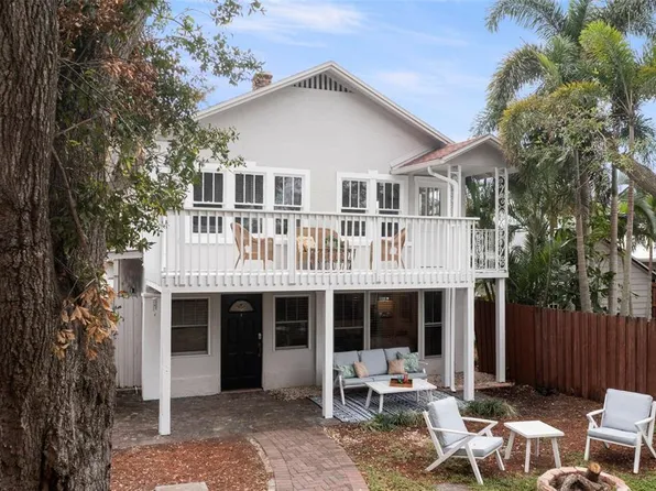 128 35th Ave N, Saint Petersburg, FL 33704