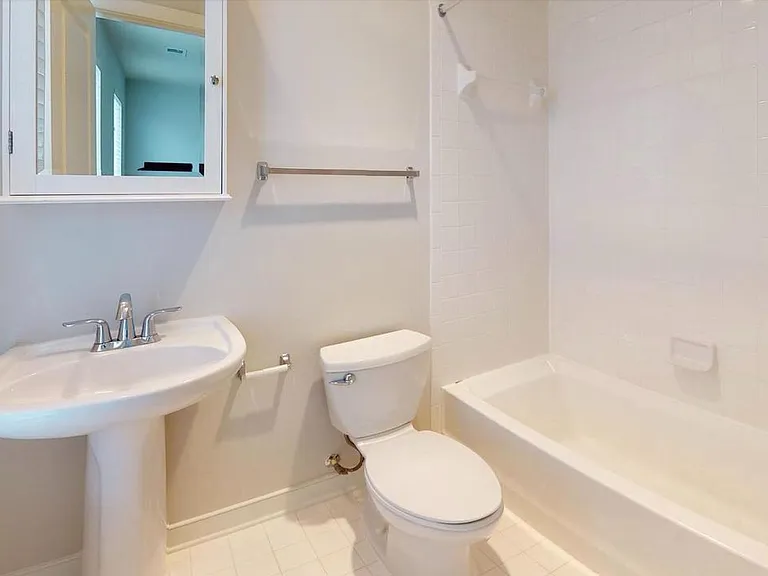 12168 Waveland St — Photo 10