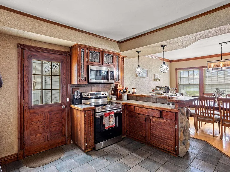 806 N Mason St — Photo 10