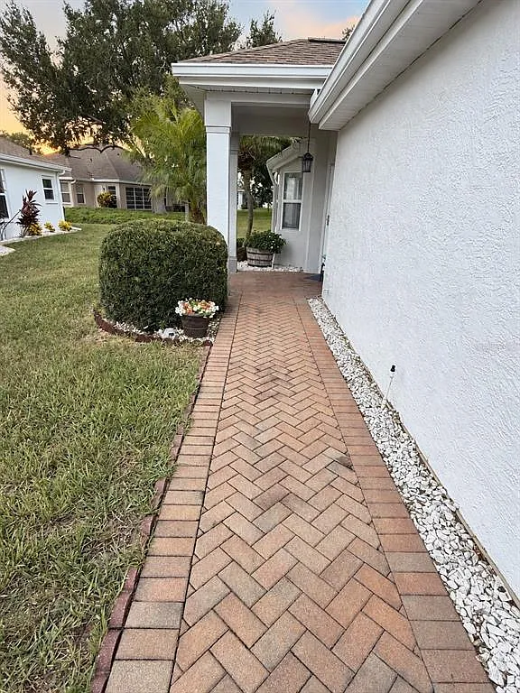 2 bed, 2.0 bath, 1192 sqft, $1,850 — Photo 3