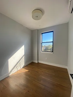 Rented by Hagstrom Management Inc | media 18