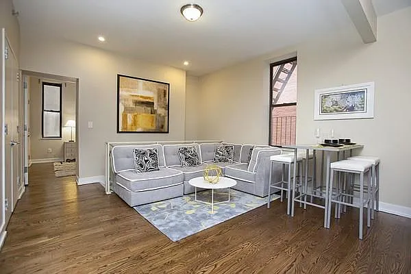 Sold by Park River | media 6