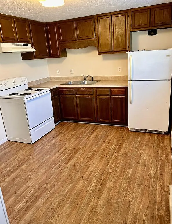 211 Dodge Dr. — Photo 3