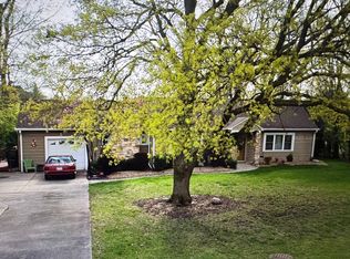 5559 Wolf Rd, La Grange Highlands, IL 60525