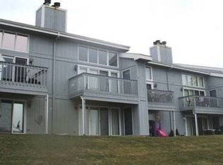 1484 Delavan Club Rd, Delavan, WI 53115