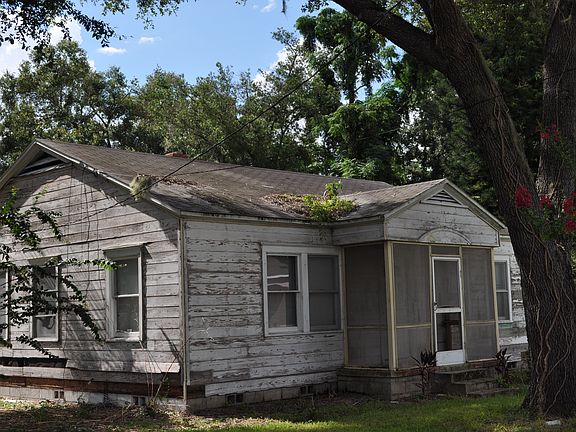 2nd image of 2520 S Fern Creek Ave