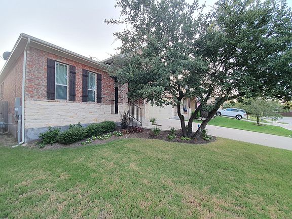 2nd image of 509 Cerezo Dr
