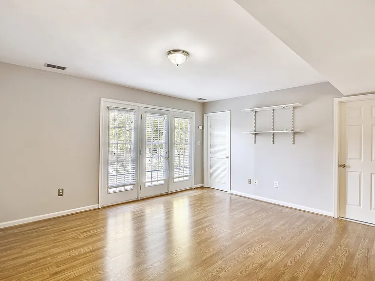 102 W Deer Park Rd — Photo 23