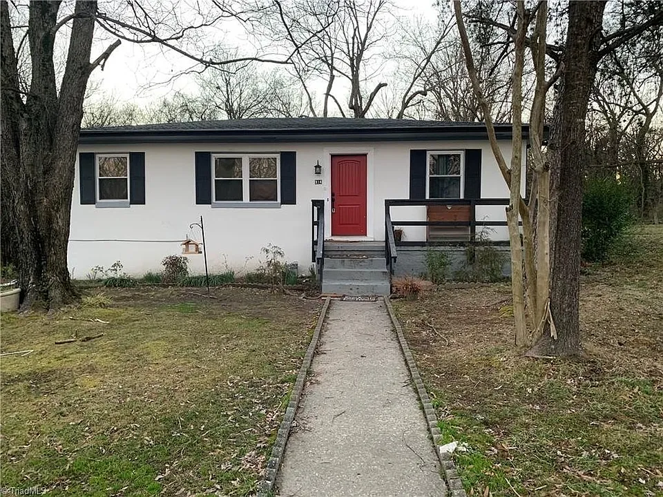 914 Martin St