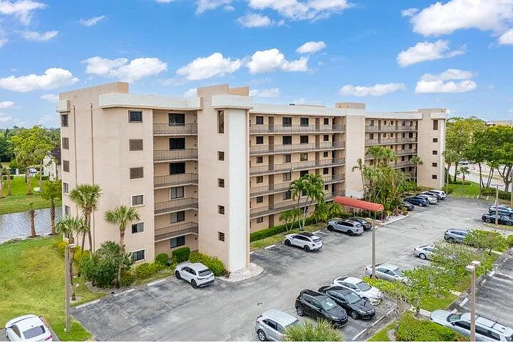 7770 Tahiti Ln #405 — Photo 18