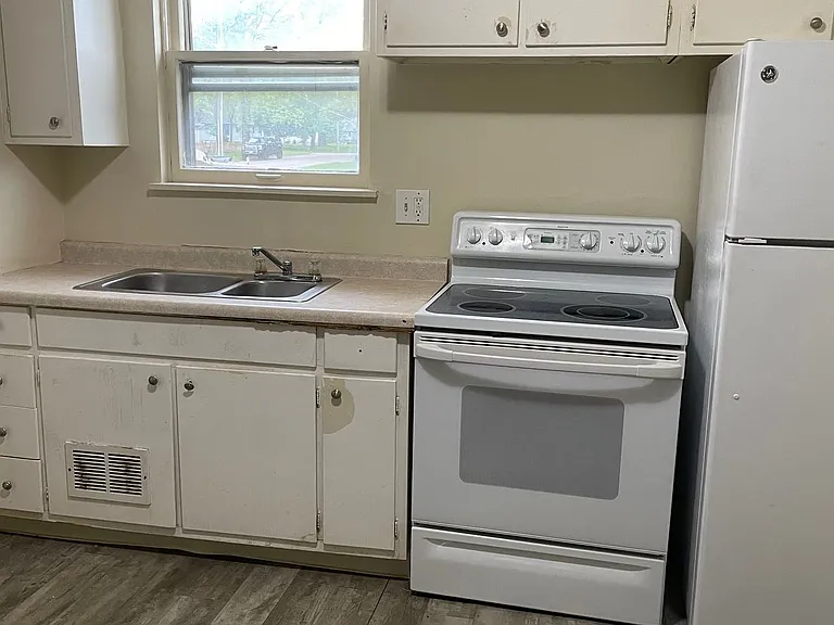 2342 Gabriel Ave #4 — Photo 6