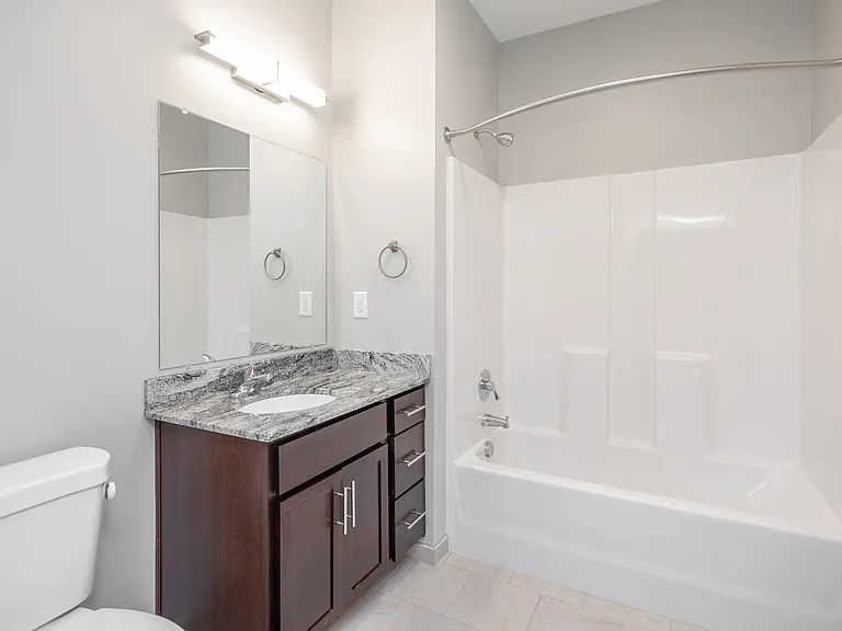 Buffalo Trail Apartments — Photo 10