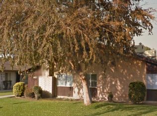 8004 N Laurelglen Blvd APT A, Bakersfield, CA 93309