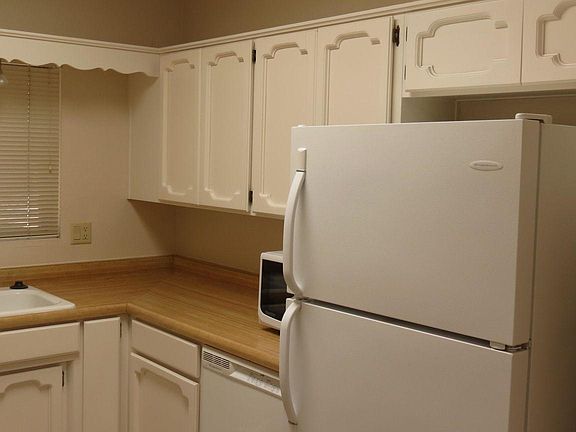5th image of 8161 E McLaren Dr