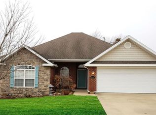 1533 Farrell St, Pea Ridge, AR 72751