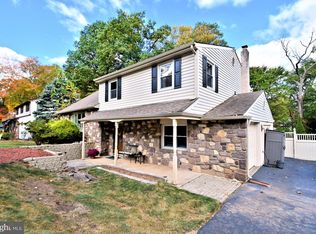 85 Fawn Dr, Holland, PA 18966