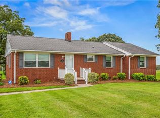 1435 Thomas Rd, Lexington, NC 27295